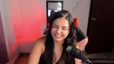 Snapshot of pinkpantherr_ chatting on May 27, 2026, 4:53 am Sarah .. online show from May 27, 2026, 4:53 am