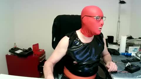 pinkrodex online show from February 11, 2026, 9:53 pm