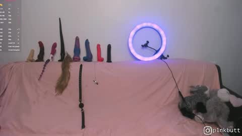 Helen Goat online show from April 20, 2026, 5:10 am