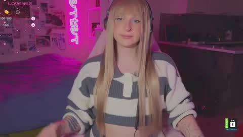 pinkvenom_ online show from February 25, 2026, 4:16 pm