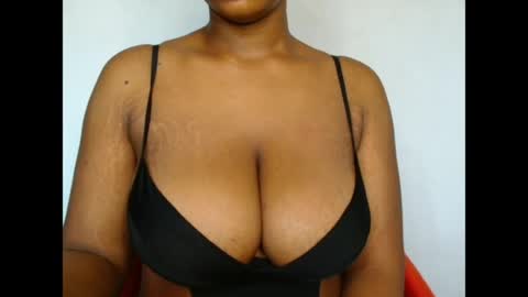 pinkxsugar online show from February 28, 2026, 1:56 pm