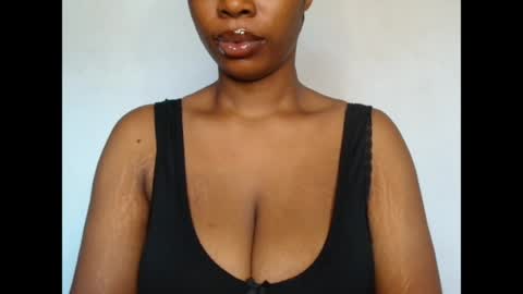 Snapshot of pinkxsugar chatting on May 29, 2026, 9:29 am pinkxsugar online show from May 29, 2026, 9:29 am