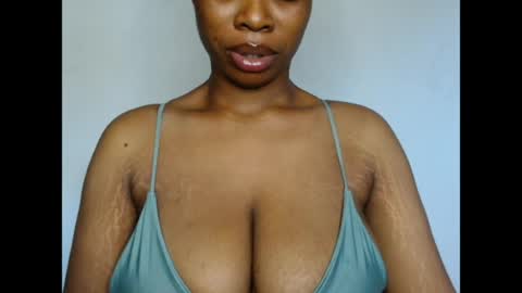 Snapshot of pinkxsugar chatting on May 31, 2026, 12:23 pm pinkxsugar online show from May 31, 2026, 12:23 pm