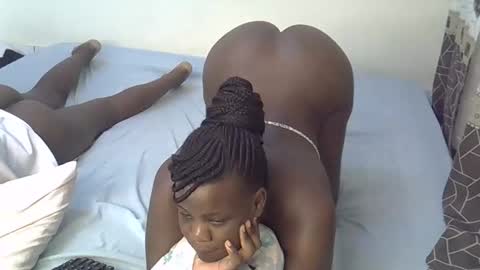 pinky online show from October 17, 2025, 8:00 pm