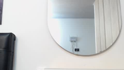 pinky_f00x online show from November 19, 2025, 7:36 pm