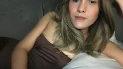 Snapshot of pinky_skylar chatting on July 11, 2026, 3:20 am taylor-dont forget to follow and give thumps up online show from July 11, 2026, 3:20 am
