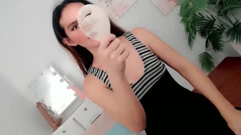 pinky_web03 online show from November 22, 2025, 1:04 am