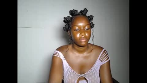 pinkykiki_247 online show from December 4, 2025, 6:38 pm