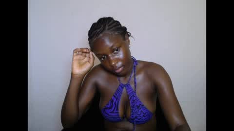 pinkykiki_247 online show from April 23, 2026, 6:03 am