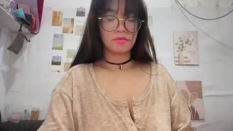 Rose online show from November 3, 2025, 5:47 pm