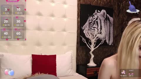 Pinky online show from January 21, 2025, 8:11 pm