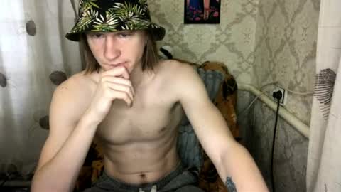 Snapshot of pinochetti chatting on June 16, 2026, 12:30 pm Incubus online show from June 16, 2026, 12:30 pm