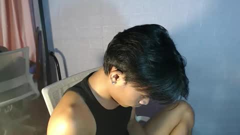 pinoy_palautogxxx online show from April 26, 2026, 3:21 pm