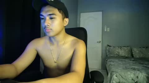 Adrianne online show from September 27, 2025, 1:43 am