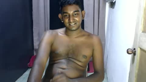 rayvienn online show from April 7, 2026, 4:07 pm