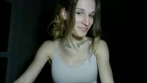 pippaamoby online show from July 8, 2026, 9:08 pm