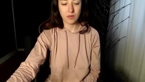 piscesgirl06 online show from December 12, 2024, 6:14 am