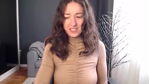 piscesgirl06 online show from April 23, 2026, 4:35 am