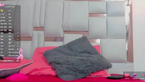 PittAndLunaa69 online show from December 26, 2024, 7:27 pm