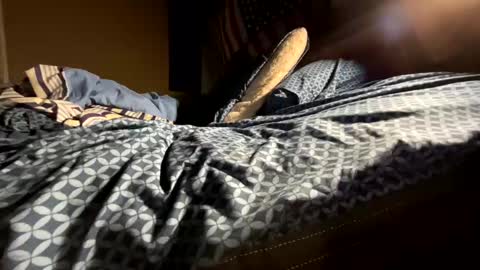 whom like be watching.i online show from September 20, 2025, 7:15 pm