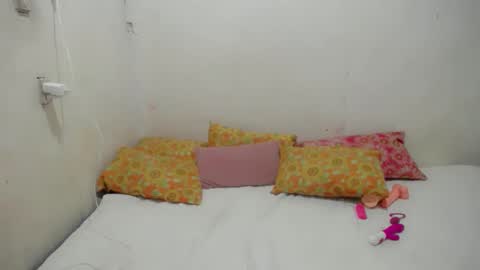 Snapshot of pixie_20 chatting on January 9, 2026, 4:04 am Jenny online show from January 9, 2026, 4:04 am