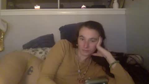 pixie_bella online show from December 3, 2025, 6:28 pm