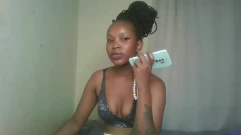 Majesty online show from December 9, 2024, 9:06 am