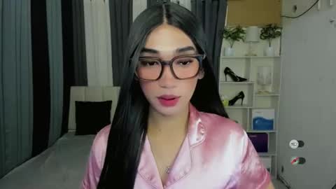 pixiedoll_ online show from March 9, 2026, 6:23 pm