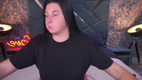 pixiehott online show from September 21, 2025, 7:59 pm