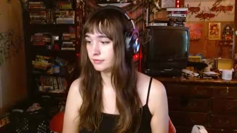 Izzy online show from September 29, 2025, 7:40 pm