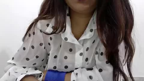 Piyu2306 online show from November 18, 2025, 6:45 pm