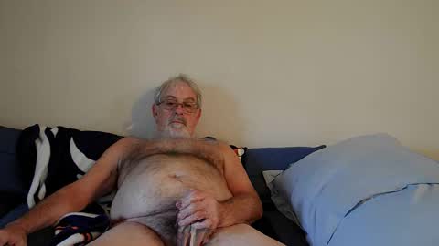 pjdaddjo775 online show from September 18, 2025, 9:28 pm