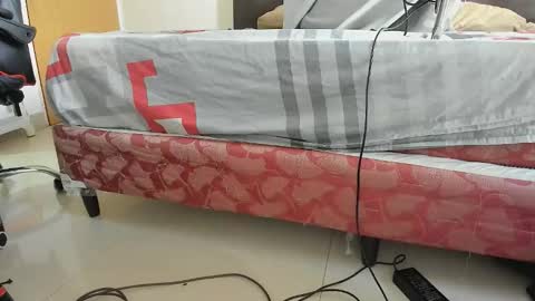 pkarin online show from December 5, 2025, 11:08 am