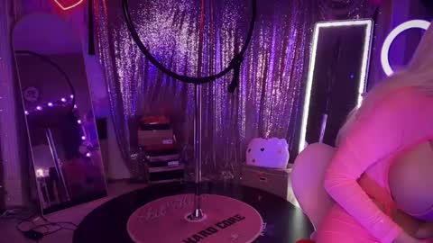 Dumb bimbo fuck doll online show from September 21, 2025, 12:23 am