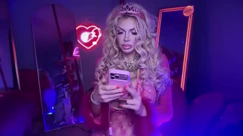 Dumb bimbo fuck doll online show from January 11, 2026, 1:43 am