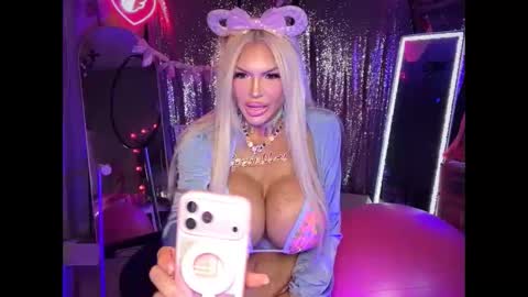 Dumb bimbo fuck doll online show from May 2, 2026, 1:43 am
