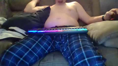 platipus_5 online show from November 26, 2025, 9:27 pm