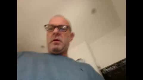 player17171717 online show from December 5, 2025, 4:32 am