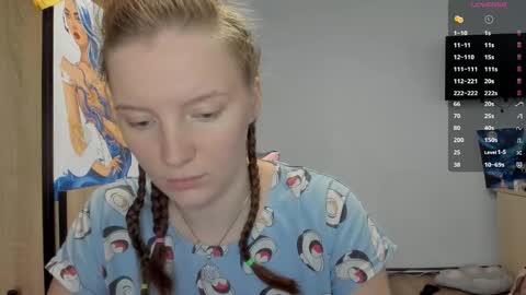 Snapshot of playful_mary chatting on October 6, 2025, 8:56 am Masha online show from October 6, 2025, 8:56 am