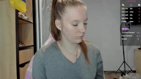 Snapshot of playful_mary chatting on October 23, 2025, 9:19 am Masha online show from October 23, 2025, 9:19 am