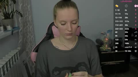 Snapshot of playful_mary chatting on November 8, 2025, 10:52 pm Masha online show from November 8, 2025, 10:52 pm