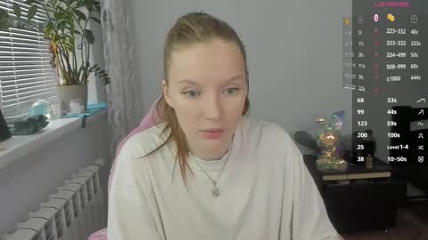 Snapshot of playful_mary chatting on November 20, 2025, 10:37 am Masha online show from November 20, 2025, 10:37 am