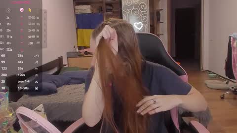 Snapshot of playful_mary chatting on November 28, 2025, 11:35 am Masha online show from November 28, 2025, 11:35 am