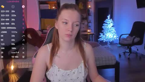 Snapshot of playful_mary chatting on December 21, 2025, 11:28 am Masha online show from December 21, 2025, 11:28 am