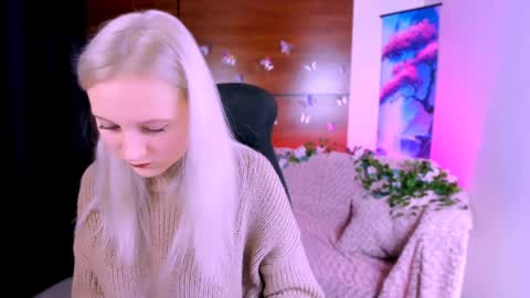 Sophie online show from December 28, 2024, 10:36 am