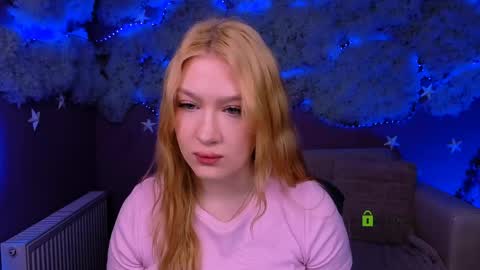 Sophie online show from April 20, 2026, 7:26 pm