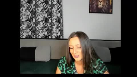 Snapshot of playfulaudrey chatting on June 2, 2026, 9:06 pm PlayfulAudrey online show from June 2, 2026, 9:06 pm