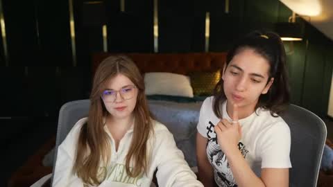 Lana online show from April 23, 2026, 10:47 am