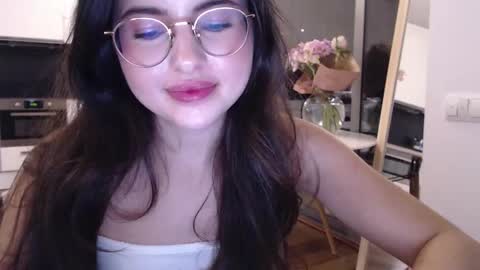 Mary online show from October 4, 2025, 9:02 pm