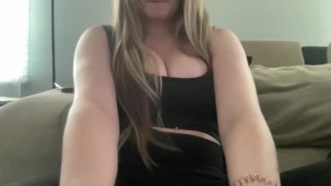 Caity online show from June 4, 2026, 8:04 pm
